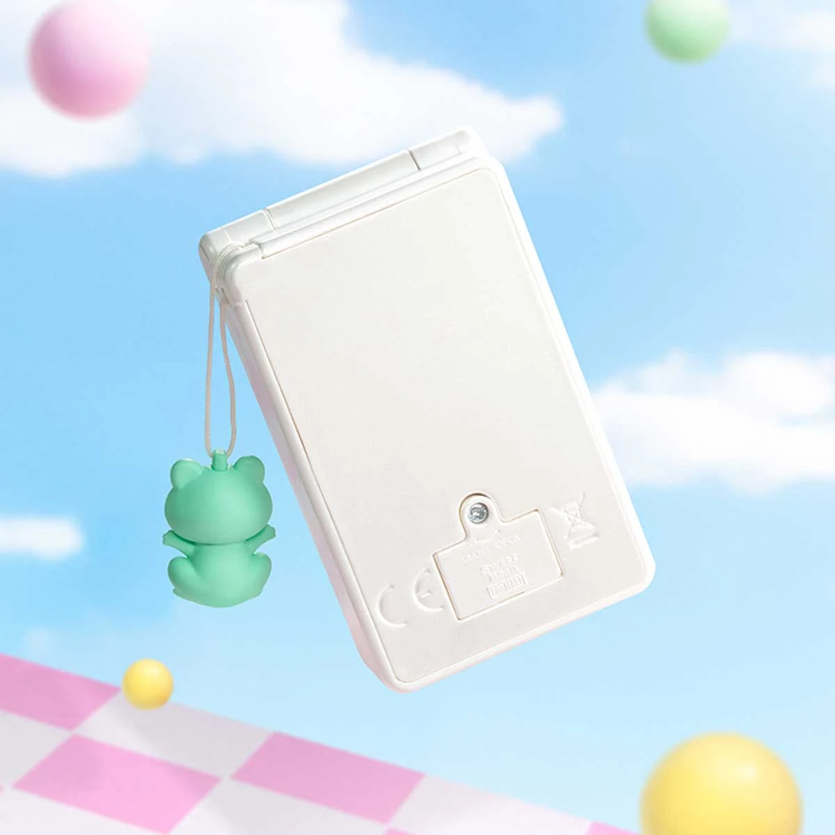 Sweet Bean Pearl White Flip Phone Figure 4 Sweet Bean Pearl White Flip Phone Figure - Image 4