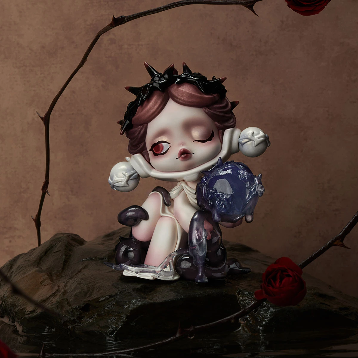 SKULLPANDA The Glimpse Figure 3 SKULLPANDA The Glimpse Figure - Image 3