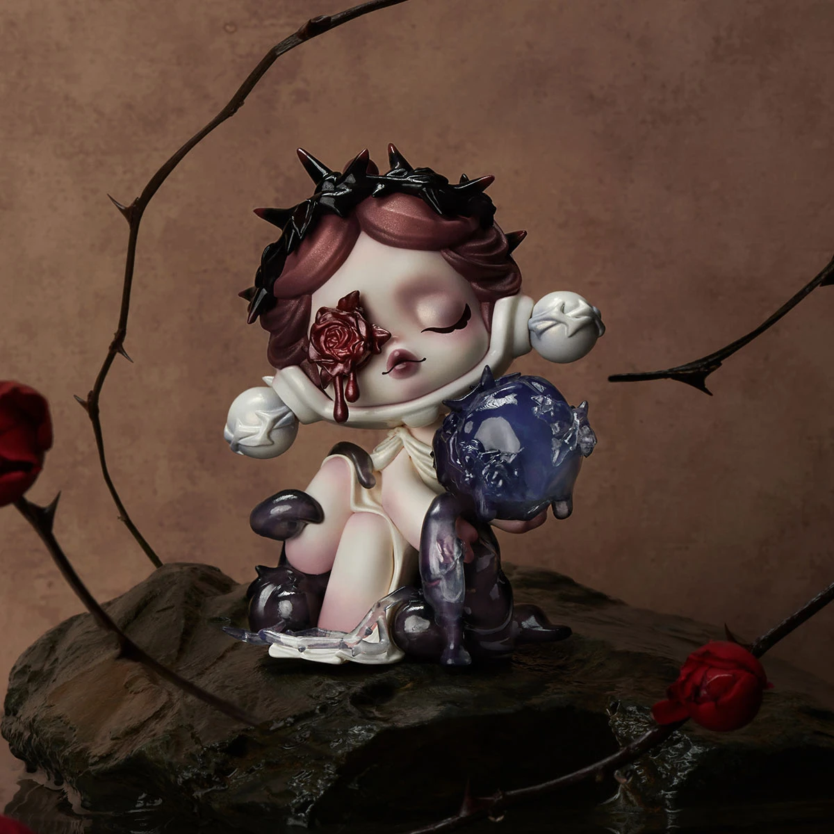 SKULLPANDA The Glimpse Figure 4 SKULLPANDA The Glimpse Figure - Image 4