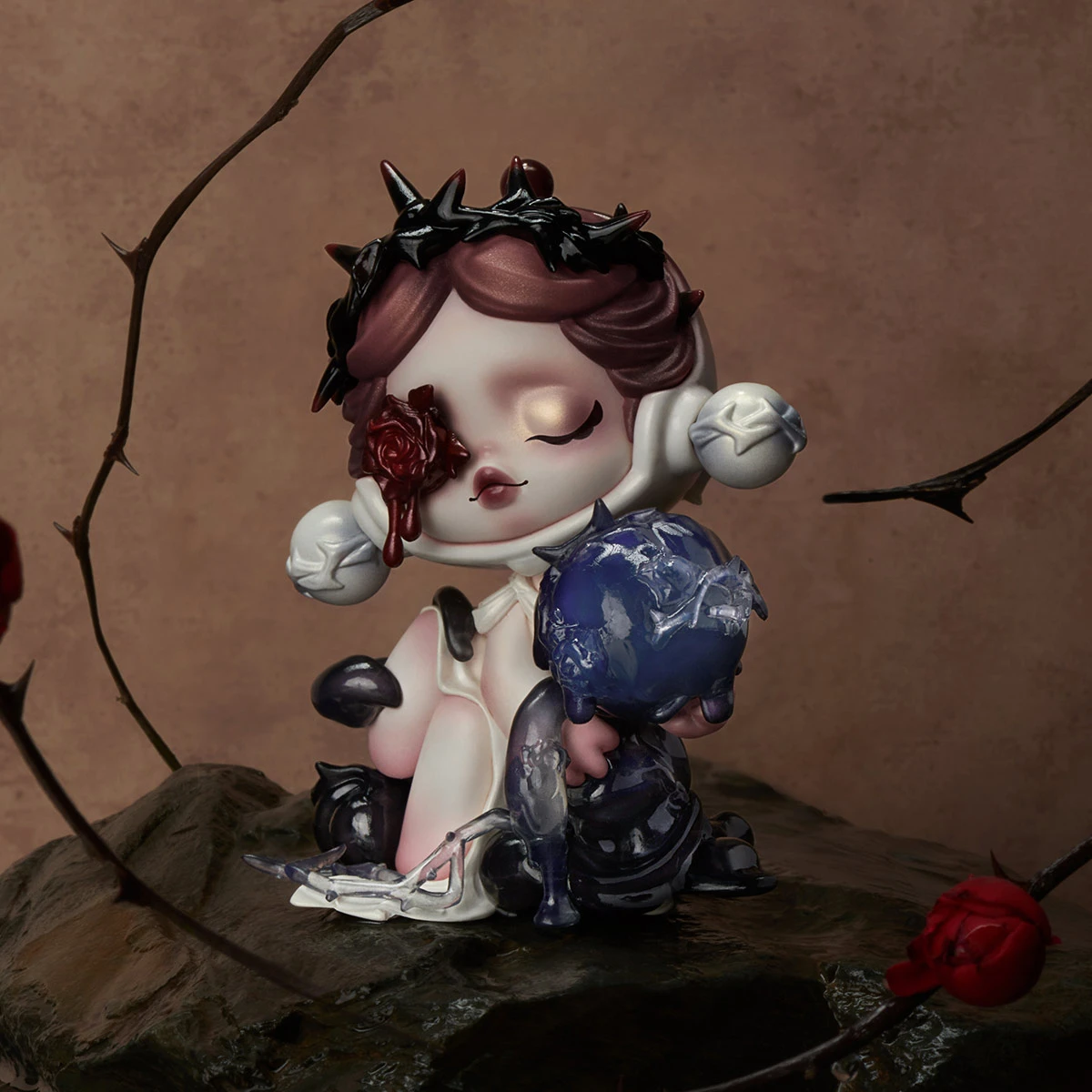 SKULLPANDA The Glimpse Figure 6 SKULLPANDA The Glimpse Figure - Image 6