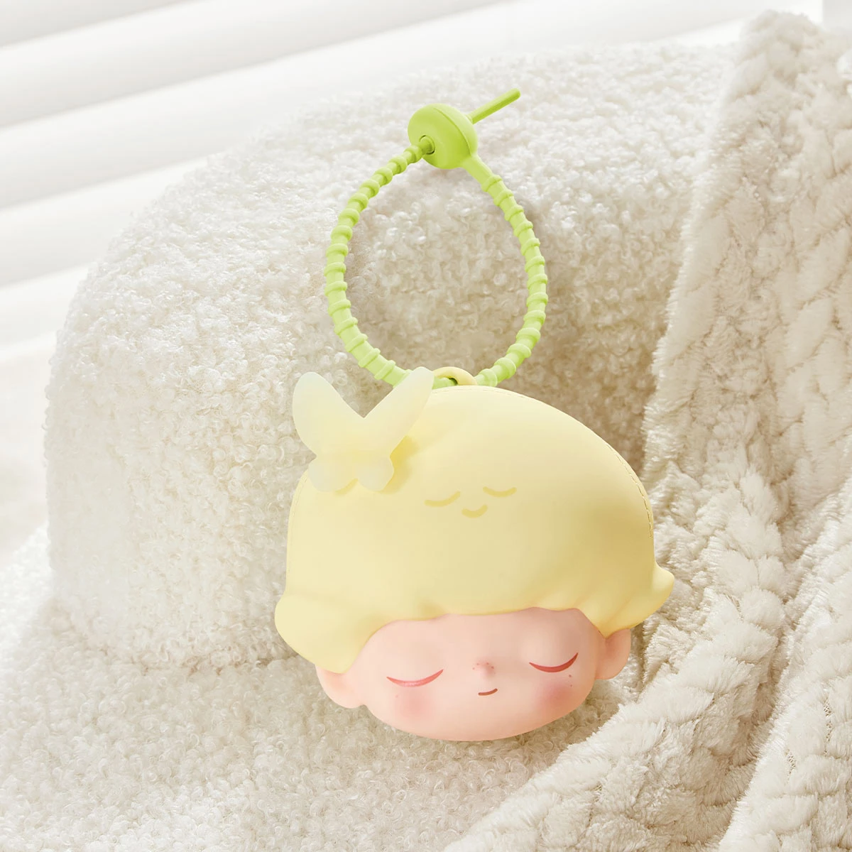 DIMOO By Your Side Series-Earphone Bag 4 DIMOO By Your Side Series-Earphone Bag - Image 4